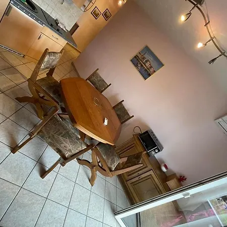 Apartman Kapovica 아파트 메덜린